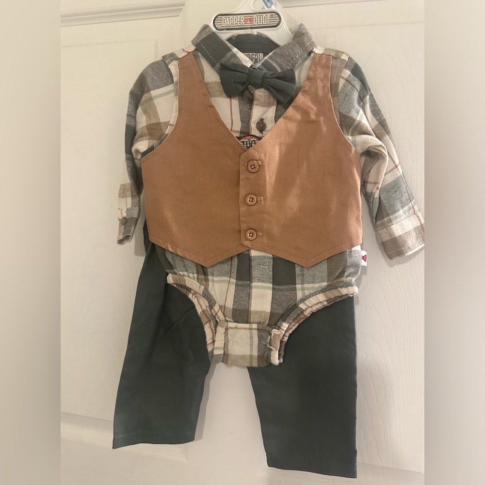 Infant outfit